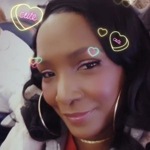 Meet your Posher, Denesha